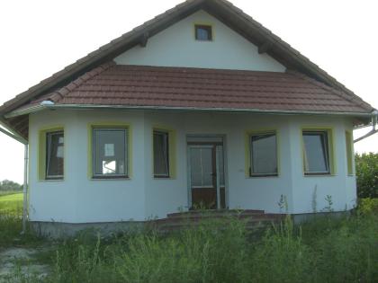 SCHÖNES FAMILIEN HAUS NEUBAU   in Kroatien Nasice 