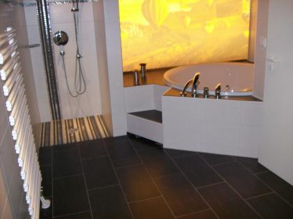 Fliesenleger sucht Aufträge für 2021 Neubau, Badsanierung, Küchensanierung in un