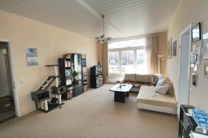 Resthof auch als 2 WE nutzbar an der B 202 westlich von Rendsburg  