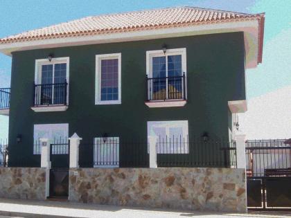 Haus am Atlantik mit 2 Wohnungen auf Teneriffa zu verkaufen