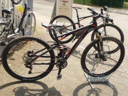 (202) 30 Gang KTM Phinx 26 Zoll Gabel u Sattel gefedert