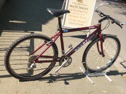 (242) 21 Gang BEAST Rh 46 Zoll 26 ALU-RAHMEN