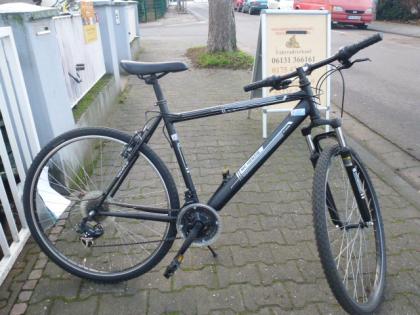 (112) 18 Gang 28 Zoll Gabel gefedert sehr leicht Rh 53