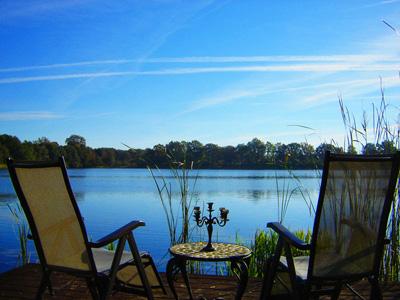 Ferienhaus am Schweriner See in exklusiver Lage an Privatstrand mit Boot, Steg, 