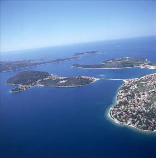 KROATIEN FeWo mit Pool-Villa Sunrise fuer Urlaub in Kroatien