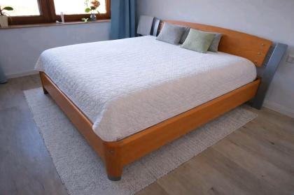 Massivholz Bett von Hülsta 180x 200 cm mit Lattenrost