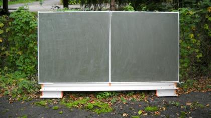 Gebrauchte Schultafel zum Aufklappen