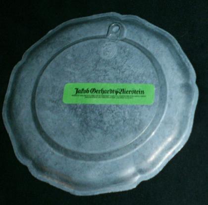 Kleiner Zinnteller  -  Wappenteller