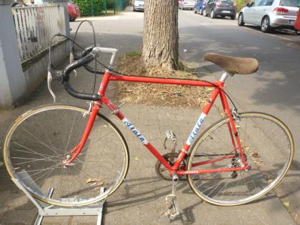 (213) 10 Gang ATALA Made in ITALIA 27 Zoll Rh 60 sehr leicht