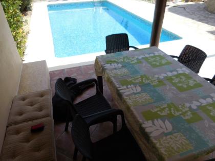 Haus mit Privater Pool! Gemauerter Außengrill! Garage! Meerblick, für 4-12(15) P