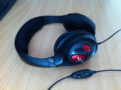 CREATIVE FATAL1TY Headset, große Ohrmuscheln, gepolsterter Bügel, sehr komfortab