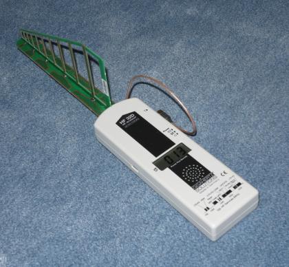 Hochfrequenzmesser Gigahertz HF32D HF-ANALYSER