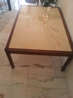 Edler Couchtisch in Rio Palisander, Platte Marmor