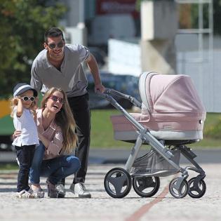 Sportlicher Kinderwagen in altrosa von Bebecar (IpOp EM414)