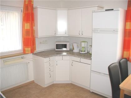 2 ZKB WC,Nichtraucher-Ferienwohnung,möbliert, längerfristig 