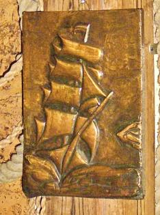 Kupfer relief bild segelschiff