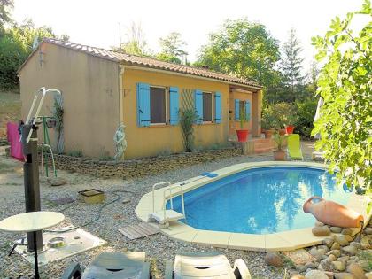 Villa im Luberon mit Pool