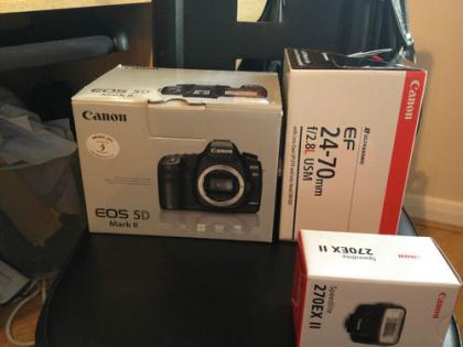 Canon EOS 5D Mark II - 24-70mm