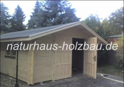 Individuelle Fertigung von Blockbohlengaragen in 50mm/70mm nordischer Blockbohle