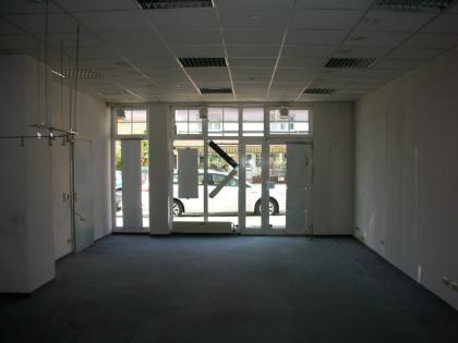 HERRSCHING: GELEGENHEIT! LADEN / ZENTRAL - FREI UND SOFORT VERFÜGBAR! ETWA 110 M