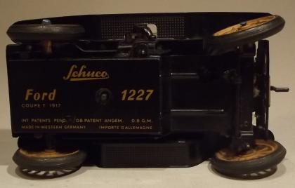 Blechauto ford coupe T 1917-n°1227 Schuco Sammlung 