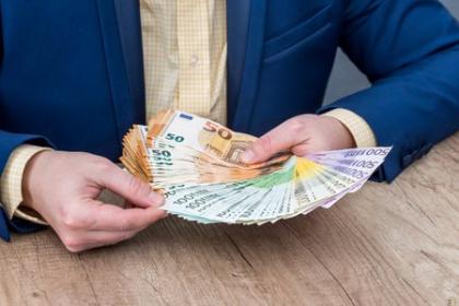 Machen Sie sich keine Sorgen mehr über Ihren Geldbedarf.