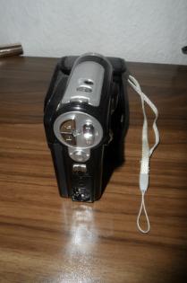 Verkaufe einen schwarzes Comcorder ( klein & handlich) 