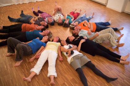 Lachyoga-Seminar: Einführung und Ausbildung   25. - 27. 10. 2021 in Berlin