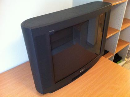 Sony Triniton Fernseher inklusive originaler Sony-Fernbedienung!