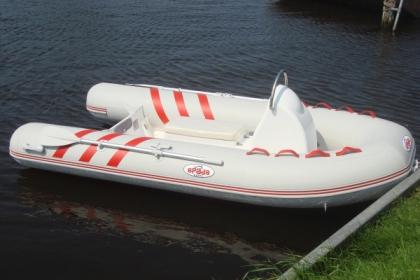 RIB-400 Boot. Länge 4m, Breite 1,80m, ab €970 NEU