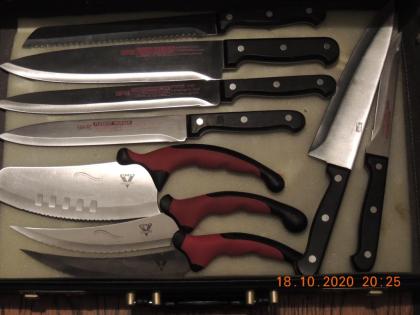 Biete.BesteckBurgund und Chefkoch.-und Küchenmesser zt.hochwertig (Solingen)