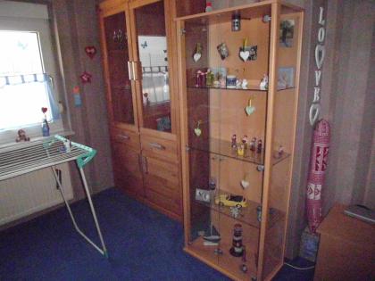  Highboard und Vitrine massiv