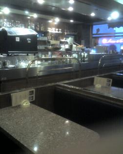 Eiscafeinventar mit Maschinen und Bestuhlung zu verkaufen