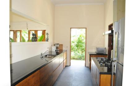 Ferienhaus auf Bali, 2-10 Personen Luxusvilla mit eigenem Pool am Strand in Lovi