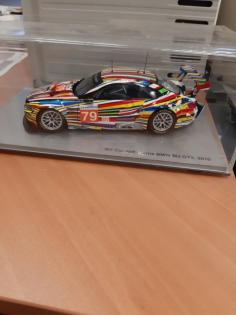 BMW M3 GT2 ART CAR Jeff Koons 1:18 neu