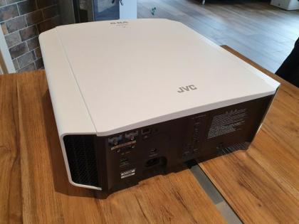 JVC DLA-X7900 WE Beamer
