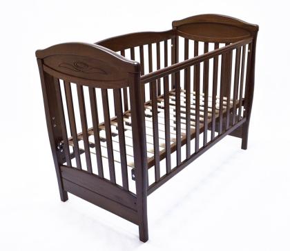 Babybett aus massivem Buchenholz. Sonderangebot-mit Zustellung. Preissturz
