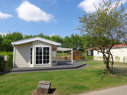 Mobilheim Mieten am Wasser in Holland ( nahe Arnheim ) mit Jachthafen !