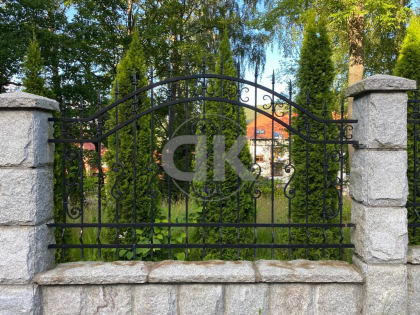 ZÄUNE, TORE, GELÄNDER AUS POLEN