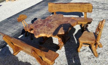 Holzmöbel, Gartenmöbel, Einrichtungen vom Hersteller SONDERANGEBOT