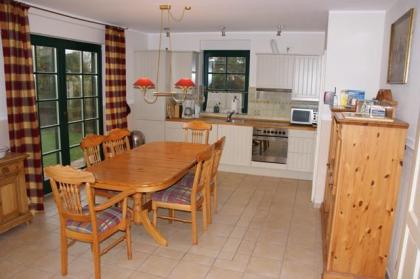 Ostsee-Ferienhaus Linnea mit Kamin, WLAN und wundervollem Blick vom Balkon