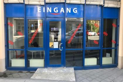 325 qm Büromöbel & Bürostühle-Ausstellung direkt in Leipzig