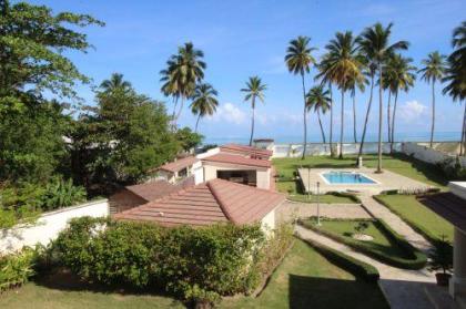 Traumhafte Strand Villa mit Gästehaus in Las Canas