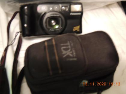 Biete alten analog.Fotoapparat von Panasonic (noch funktionstüchtig)