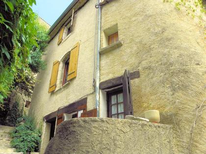 Dorfhaus mit Terrasse