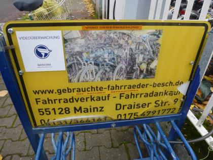 (220) 5 Gang 26 Zoll Rh 52 tiefer Einstieg