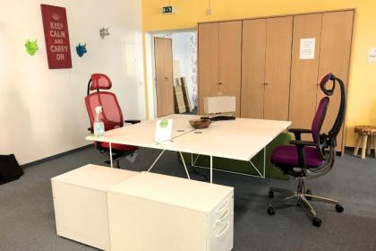 325 qm Büromöbel & Bürostühle-Ausstellung direkt in Leipzig