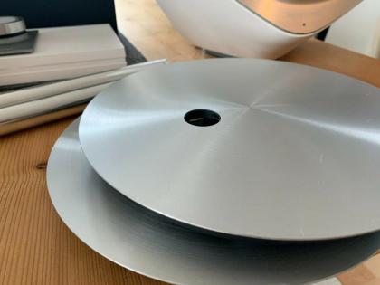 Bang & Olufsen BeoLab 17 + BeoLab 19 + Beo Essence + Standfüße