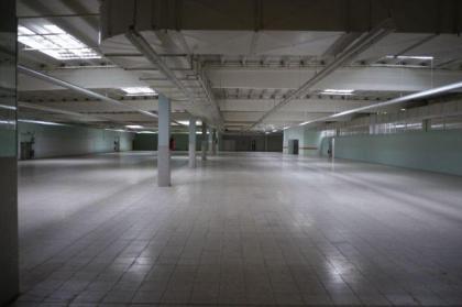 Sonderpreis, ca. 4890 m² Gewerbeobjekt auf ca. 23600 m² Grundstück zu verkaufen!