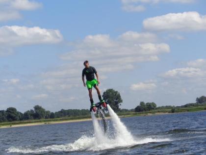 Zu vermieten Mobilheim am Wasser in Holland mit Sandstrand eine Stunde vom Ruhrg